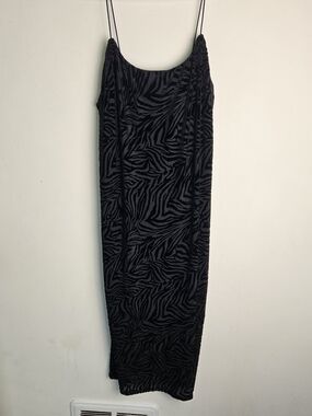 Velvet Burnout Zebra Print Bodycon Dress Midi Length Wild Fable Brand Size Large